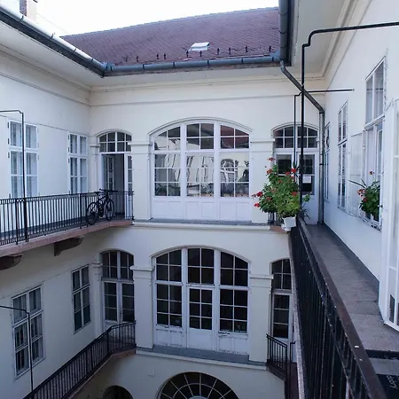 Splendid Trees Appartement *