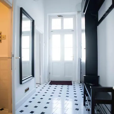 Splendid Trees Apartment Budapest
